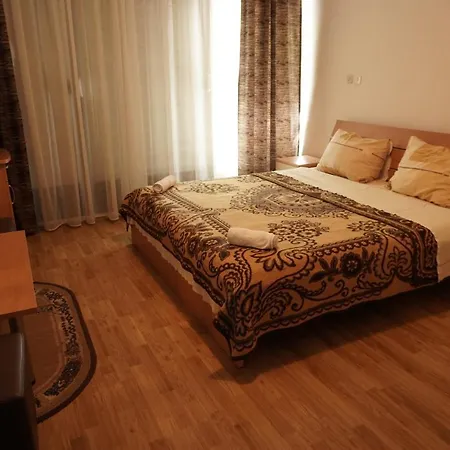 Famous.rs * Ohrid
