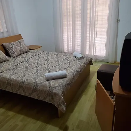 Famous.rs Villa Ohrid